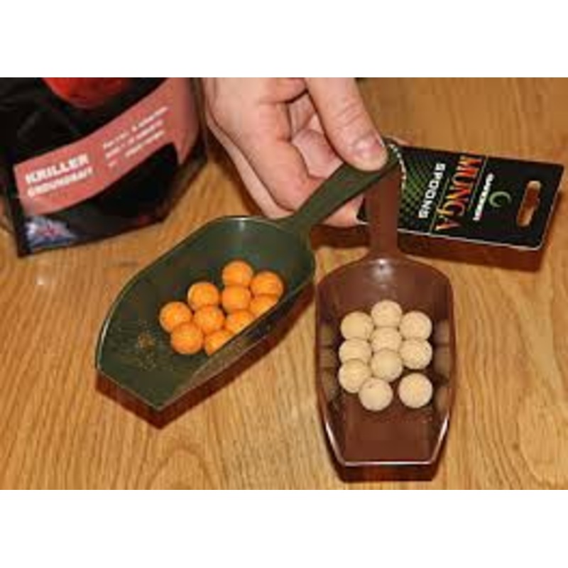 Gardner Munga Spoons ( 1 Brown and 1 Green)