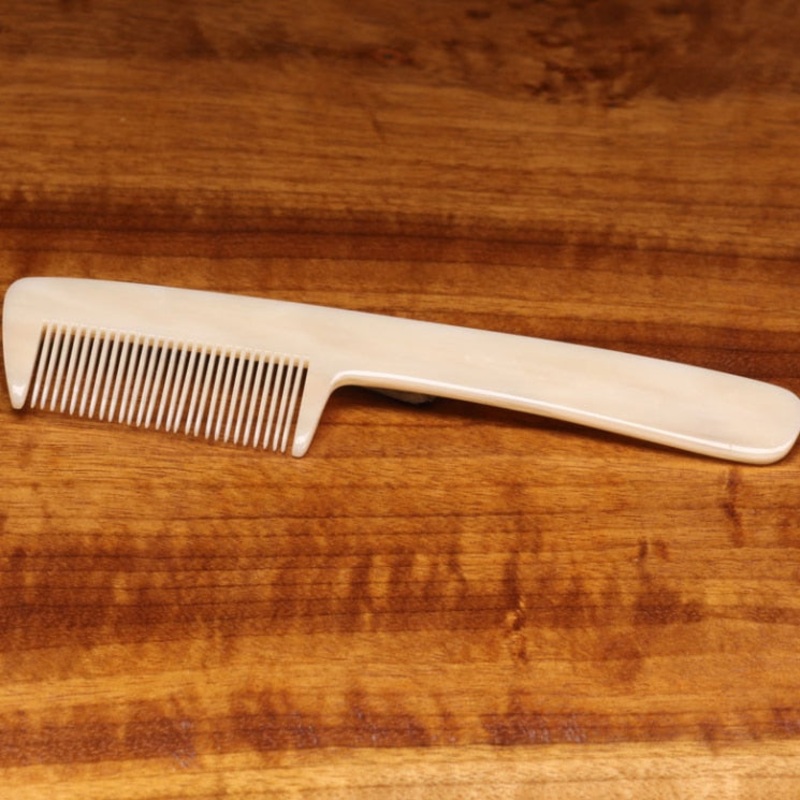 Hareline Underfur Hair Comb