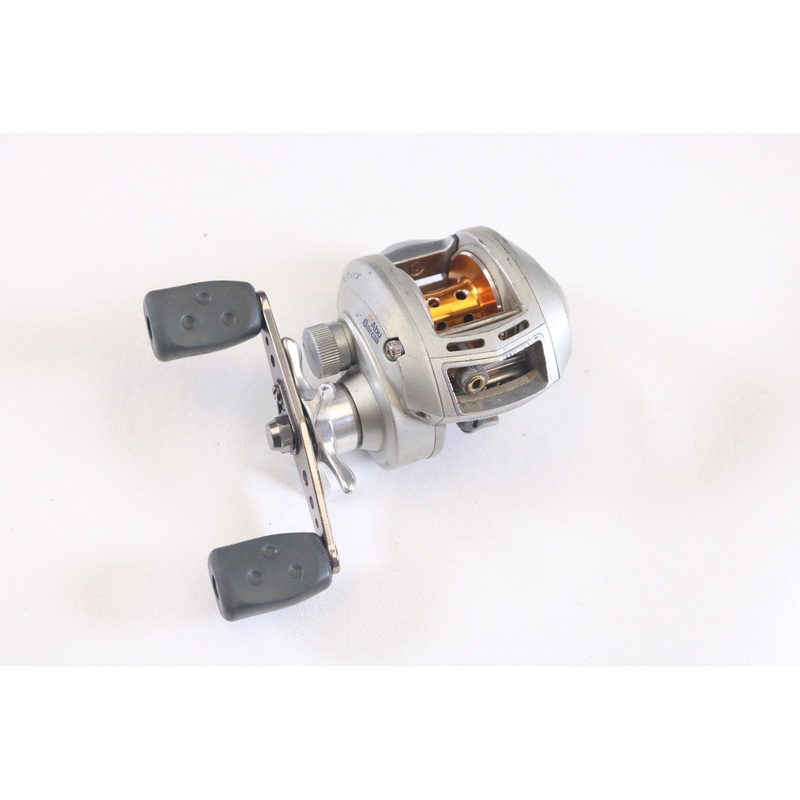 Abu Garcia Revo STX Gen 1 7.1:1 RH - Used Casting Reel - Good Condition