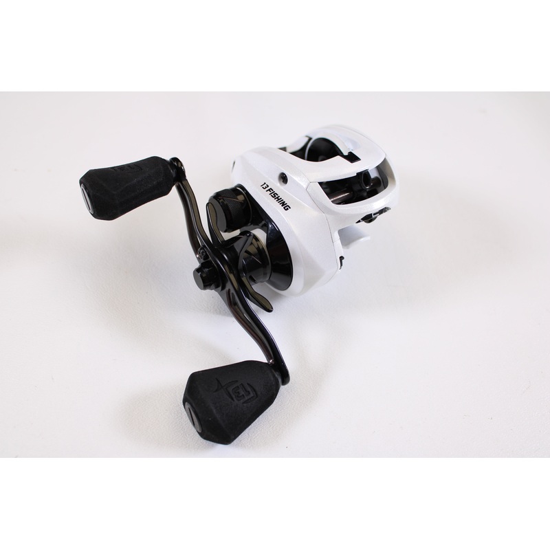 13 Fishing Concept C Gen II C2-5.6-RH 5.6:1 RH - Used Casting Reel - Excellent Condition