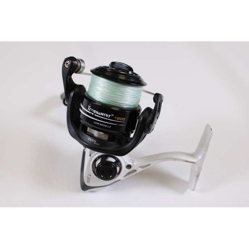 Lew's Tournament Speed Spin T200 5.2:1 - Used Spinning Reel - Fair Condition Spool Clicks