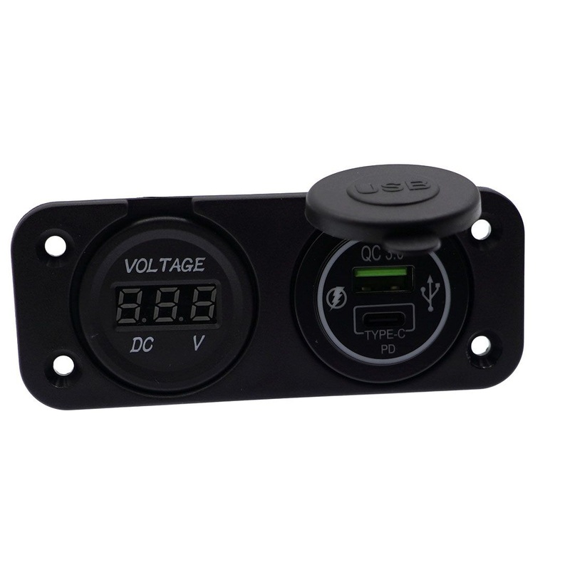 Digital Voltmeter with Double USB A C Socket Osculati